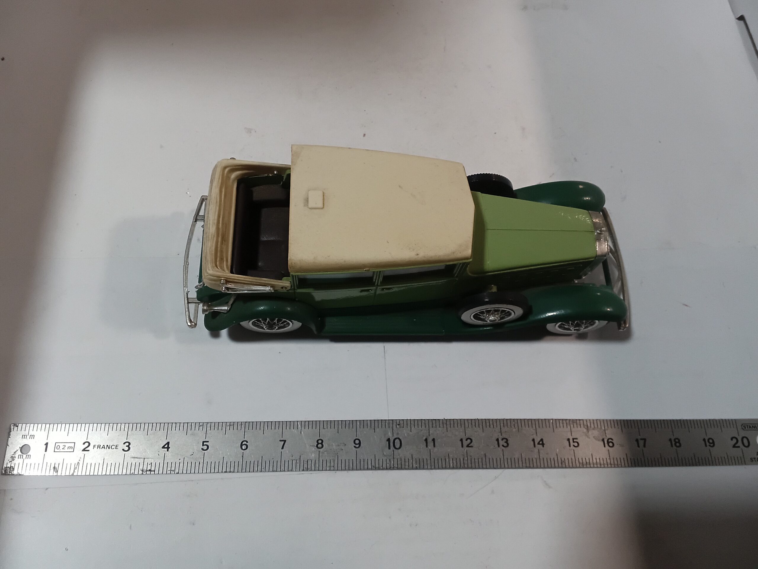 Cadillac V16 1931 "Age d'Or" Verte Solido – Image 6