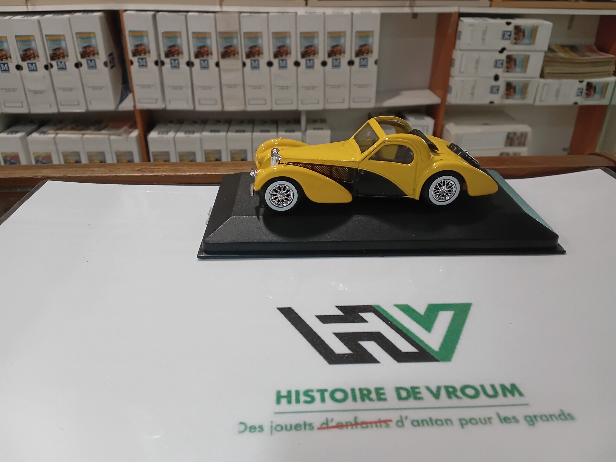 Bugatti 57 S Atalante 1939 n°42 Solido 1/43 Jaune – Image 5
