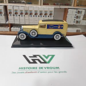 Cadillac V16 1931 "Age d'Or" Jaune Solido