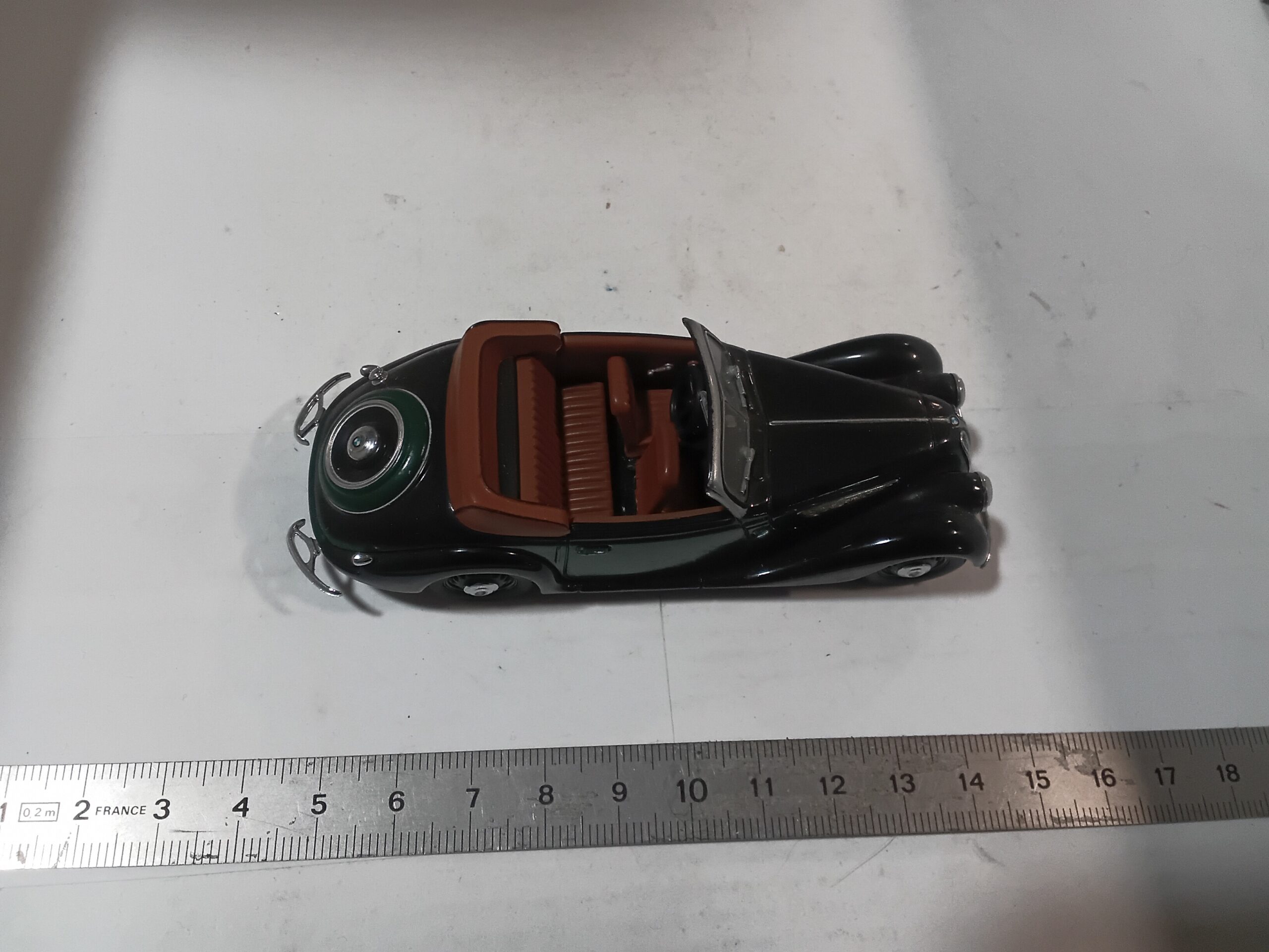 BMW 327 Cabriolet 1/43 Noir 1941 – Image 7