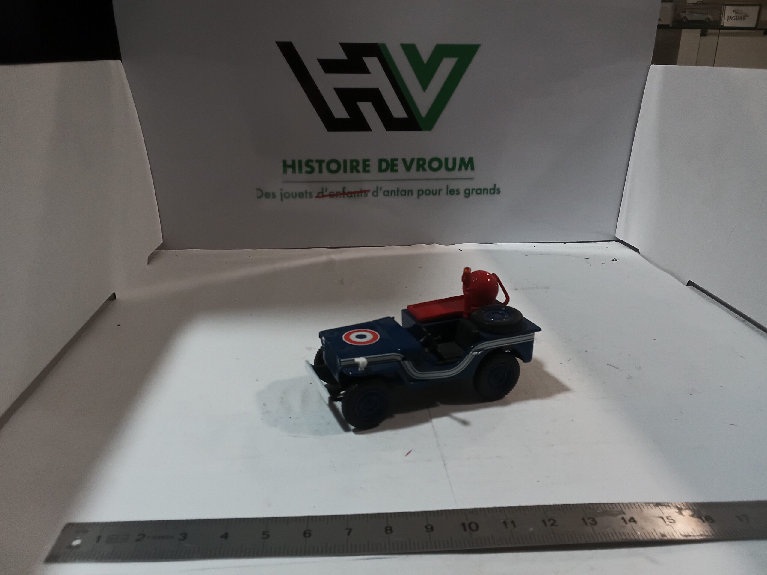 Jeep Willys Gendarmerie 1/43 1945 Norev – Image 5