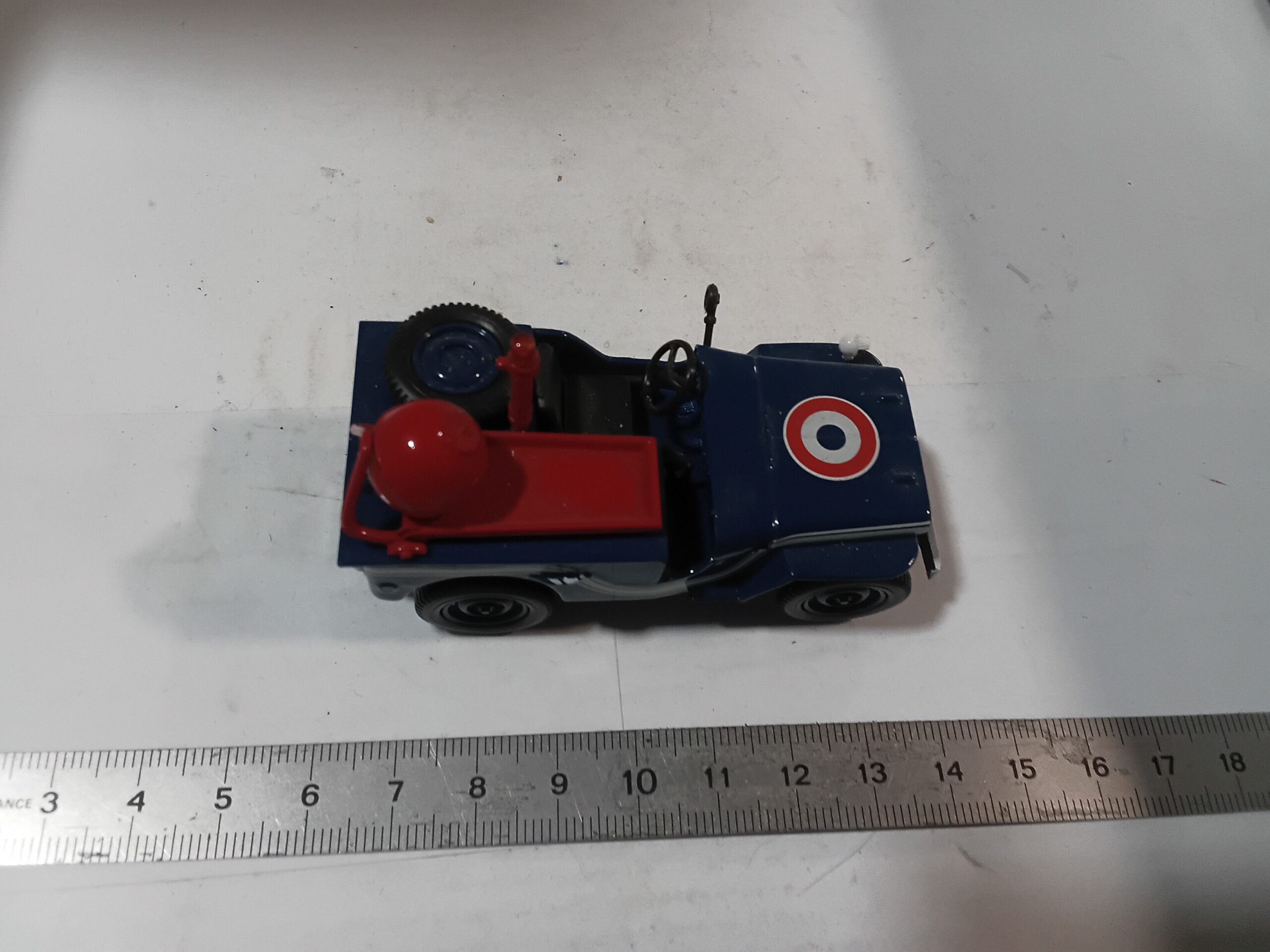 Jeep Willys Gendarmerie 1/43 1945 Norev – Image 7