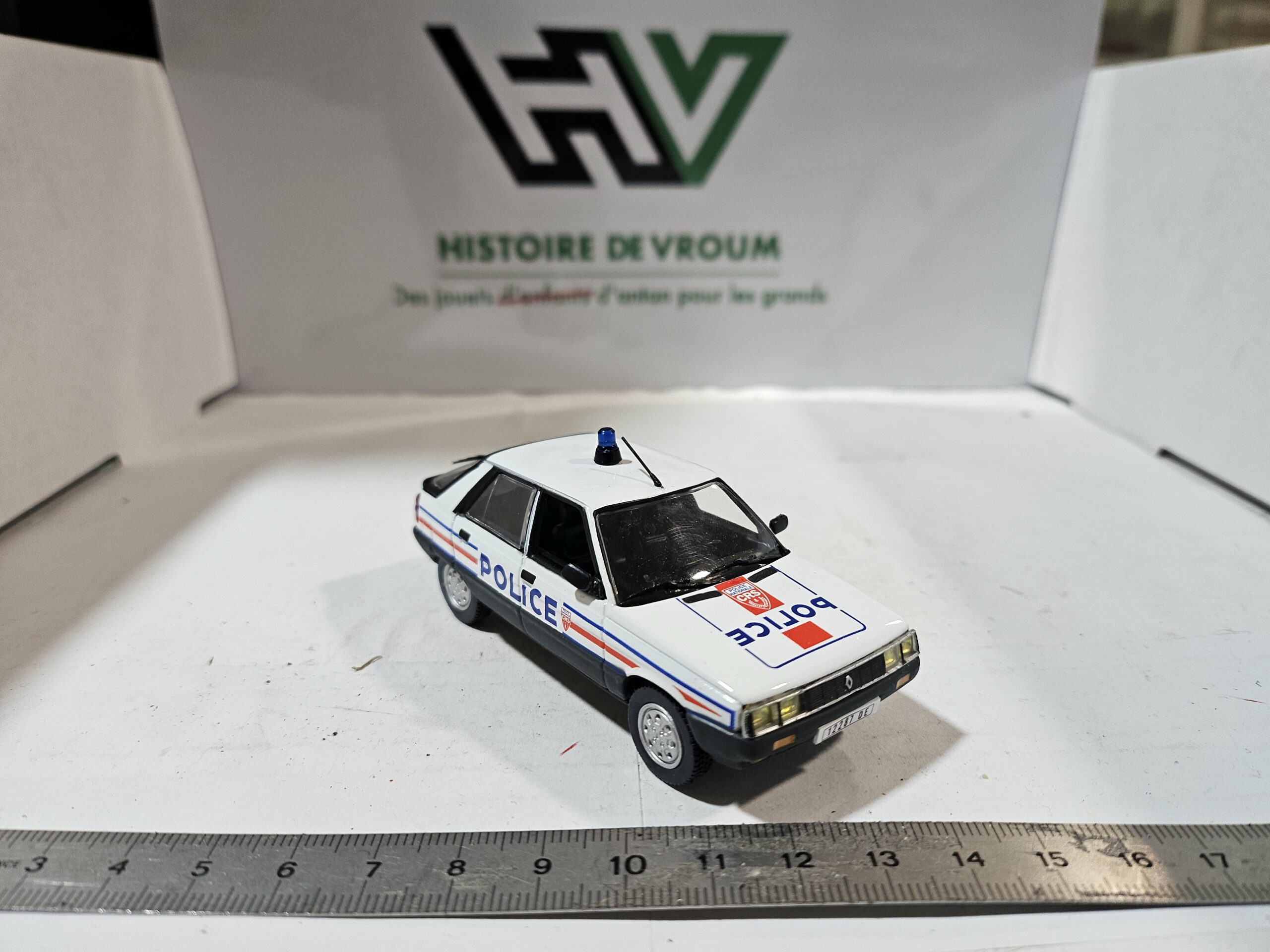 Renault 11 Police 1983 - Norev 1/43 - État Neuf avec Boîte – Image 4