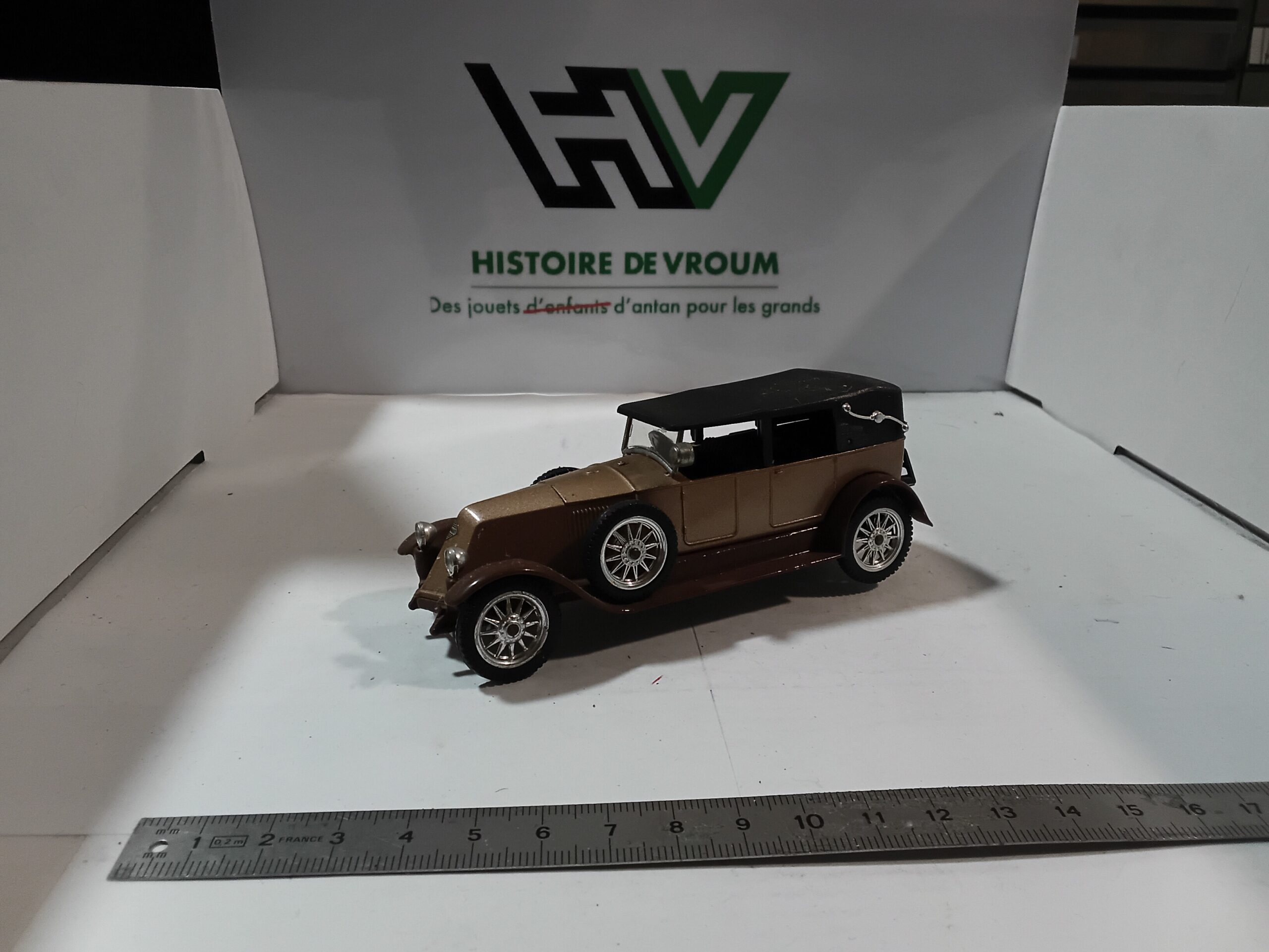 Renault 40CV 1926 1/43 Solido Marron – Image 4