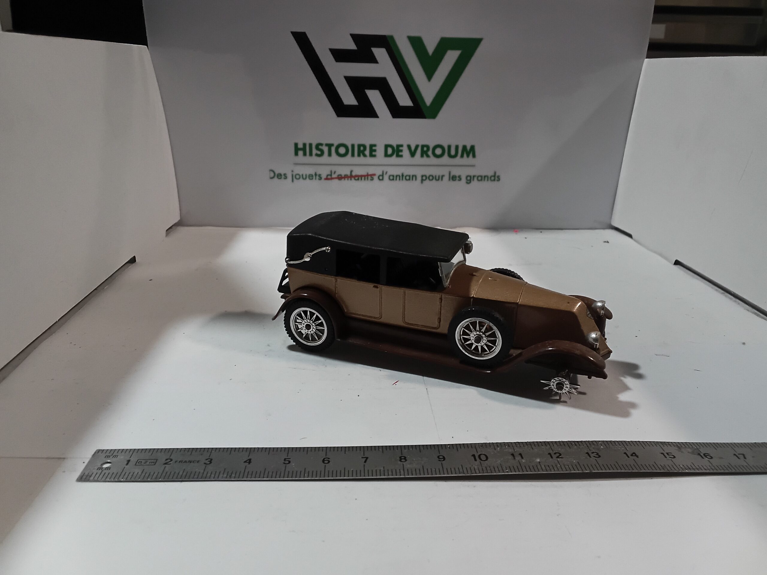 Renault 40CV 1926 1/43 Solido Marron – Image 5
