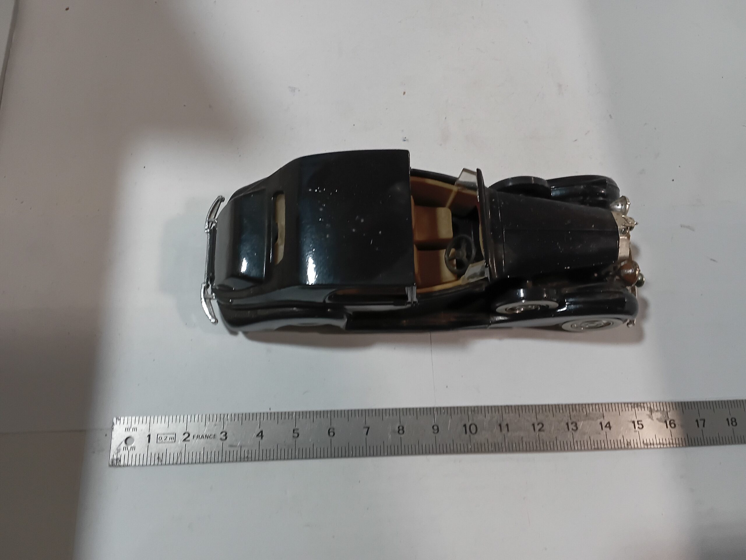 Rolls Royce Phantom 3 1939 1/43 Noire Solido – Image 7