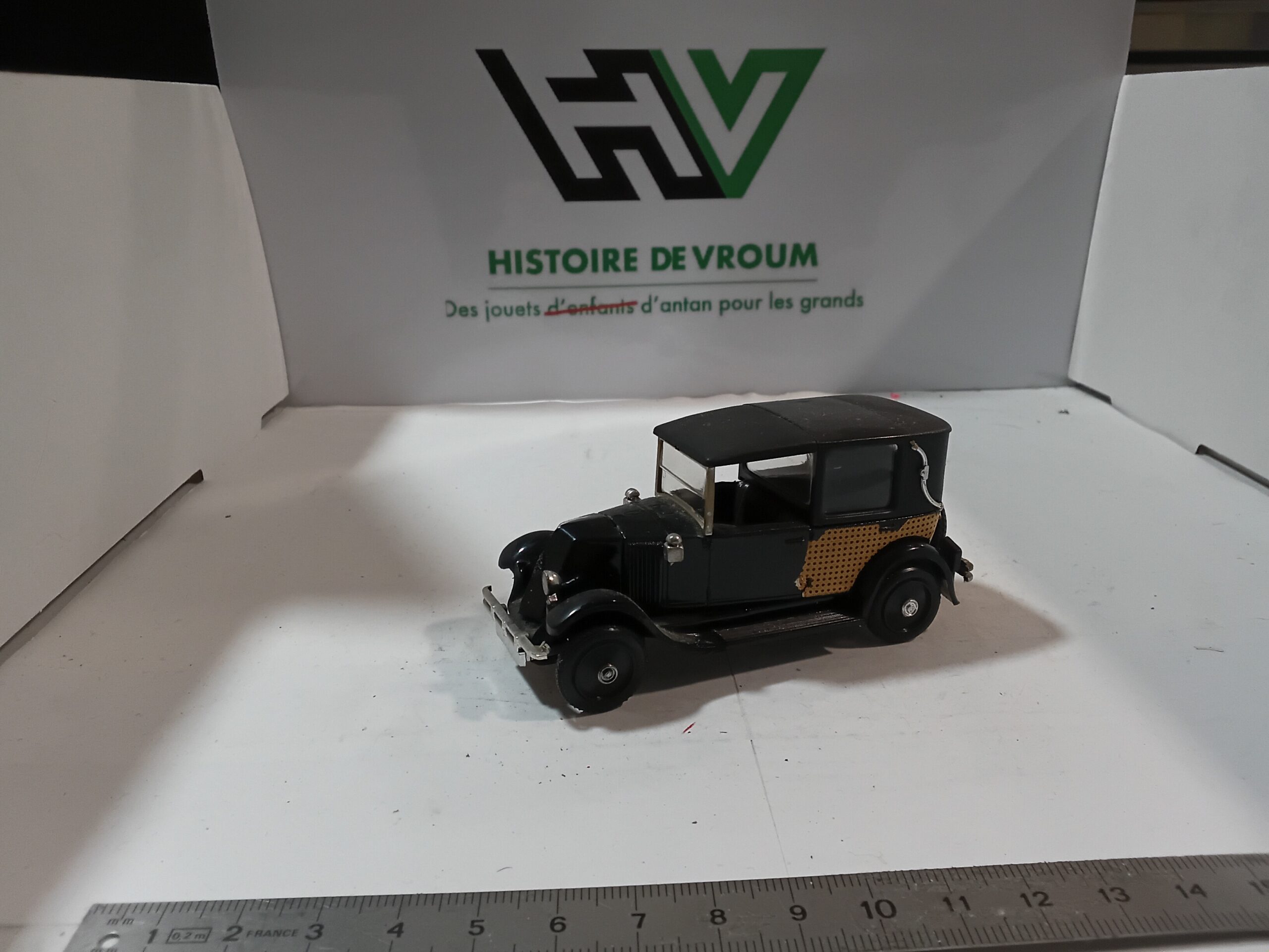 Renault NN 1927 Torpedo Eligor Noire – Image 5