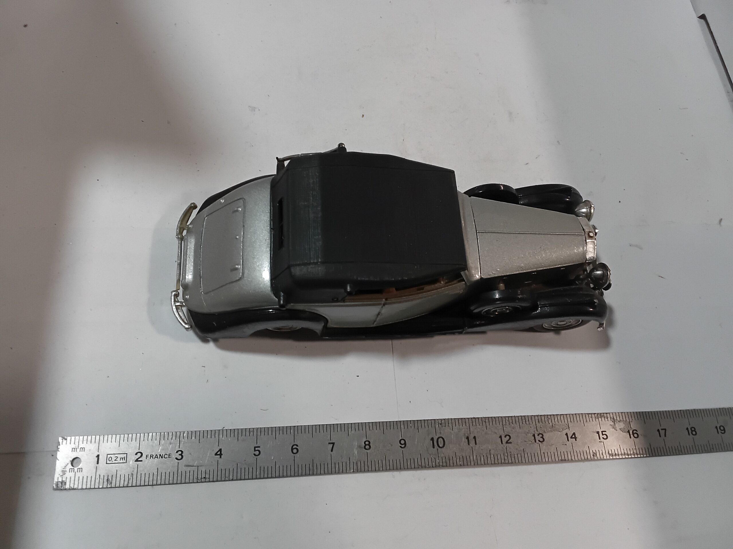 Rolls Royce Phantom 3 1938 1/43 Gris Solido – Image 7