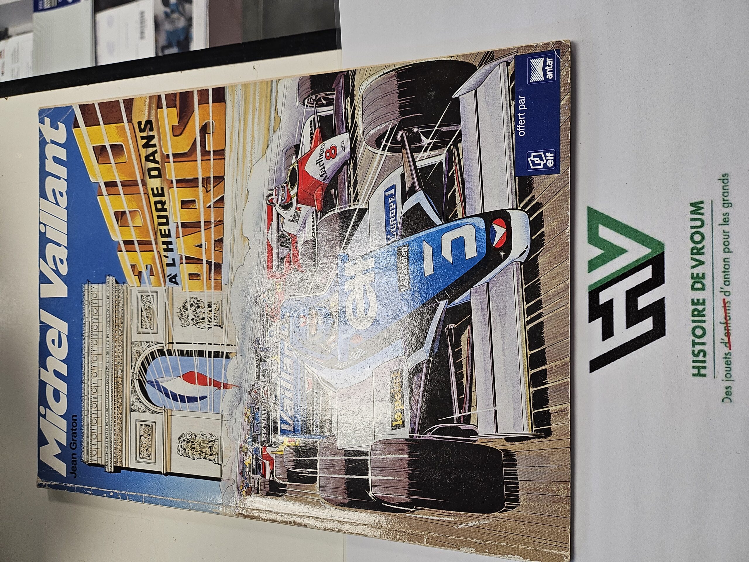 Bande Dessinée BD Michel Vaillant - 300 à l'heure dans Paris - Édition Vintage Elf/Antar