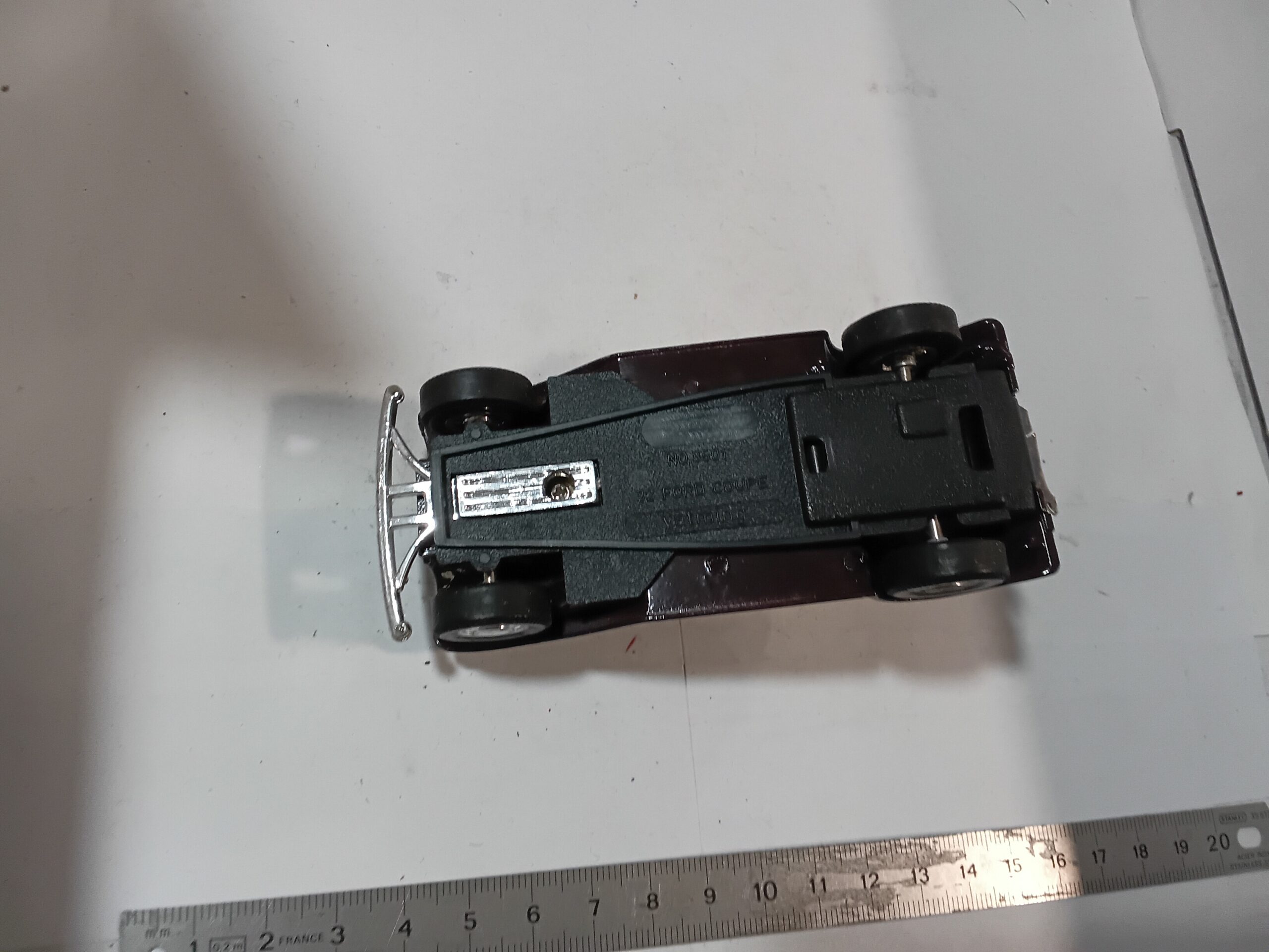 Ford Coupé 32 n°8501 Yatming Beige 1/43 – Image 7