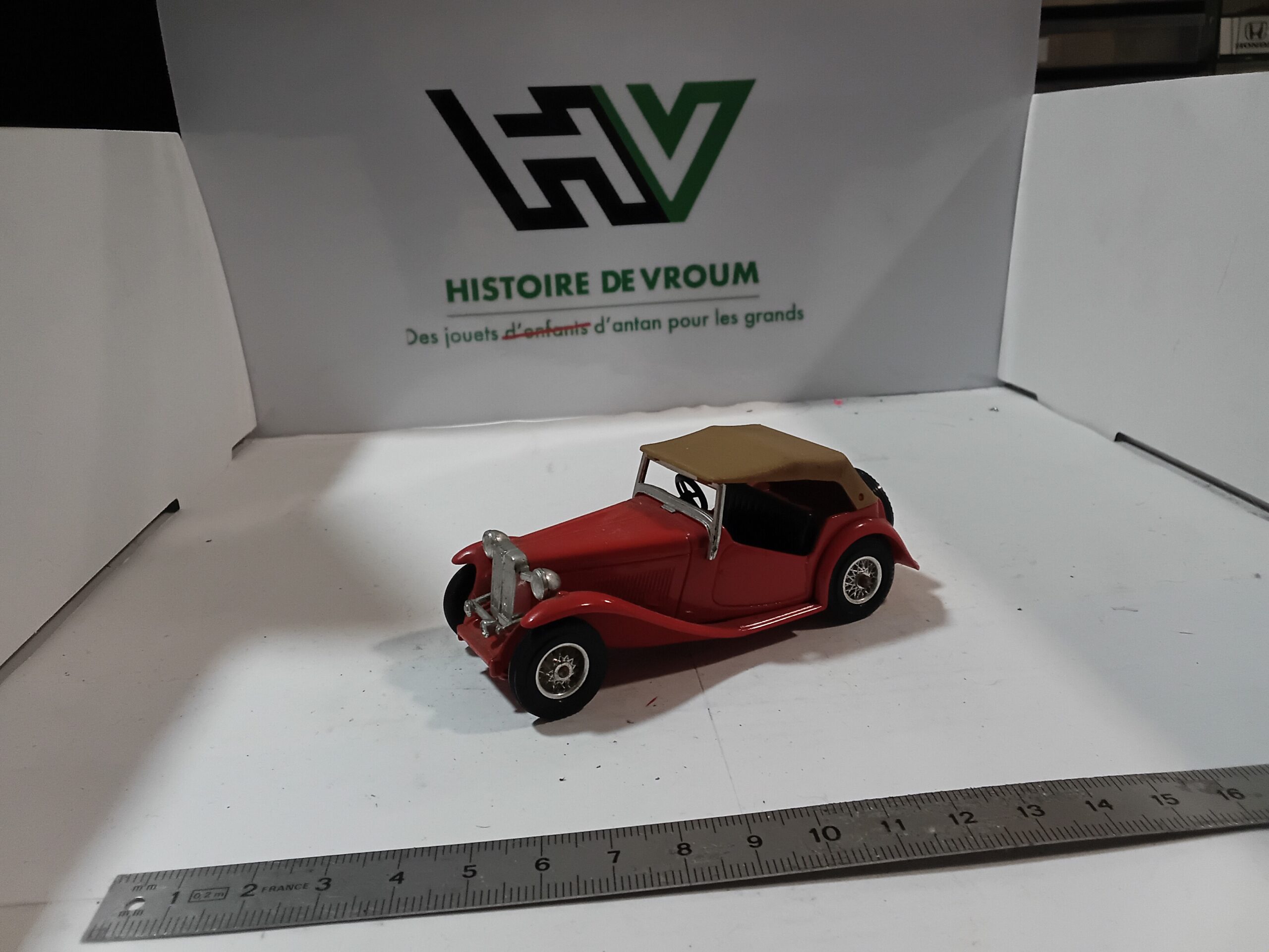Matchbox MG TC 1945 1/43 Rouge – Image 5