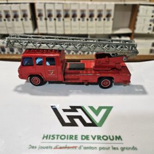 Berliet 770 KE Camiva Pompiers - Solido 352 - Pour pièces ou restauration