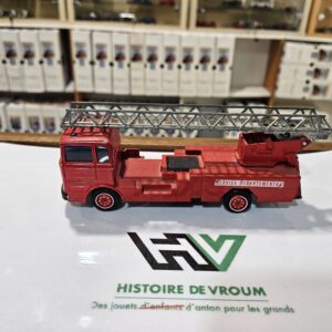 Camion Pompiers Mercedes LP 1418 - Solido 1/50 - Vintage France