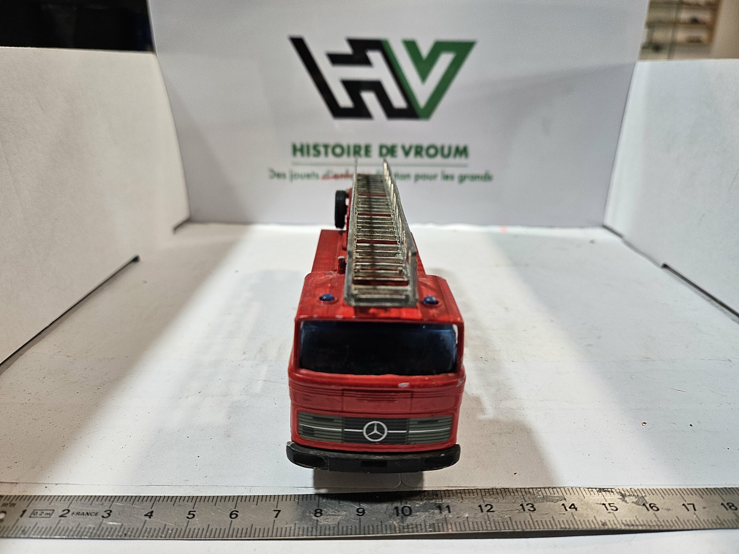 Camion Pompiers Mercedes LP 1418 - Solido 1/50 - Vintage France – Image 5