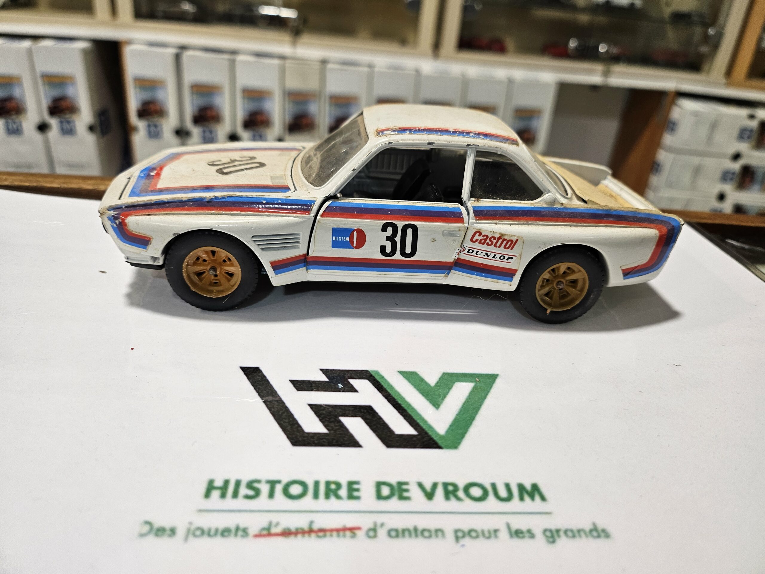 Rare BMW 3.0 CS - Bburago 1/24 - Made in Italy - À Restaurer