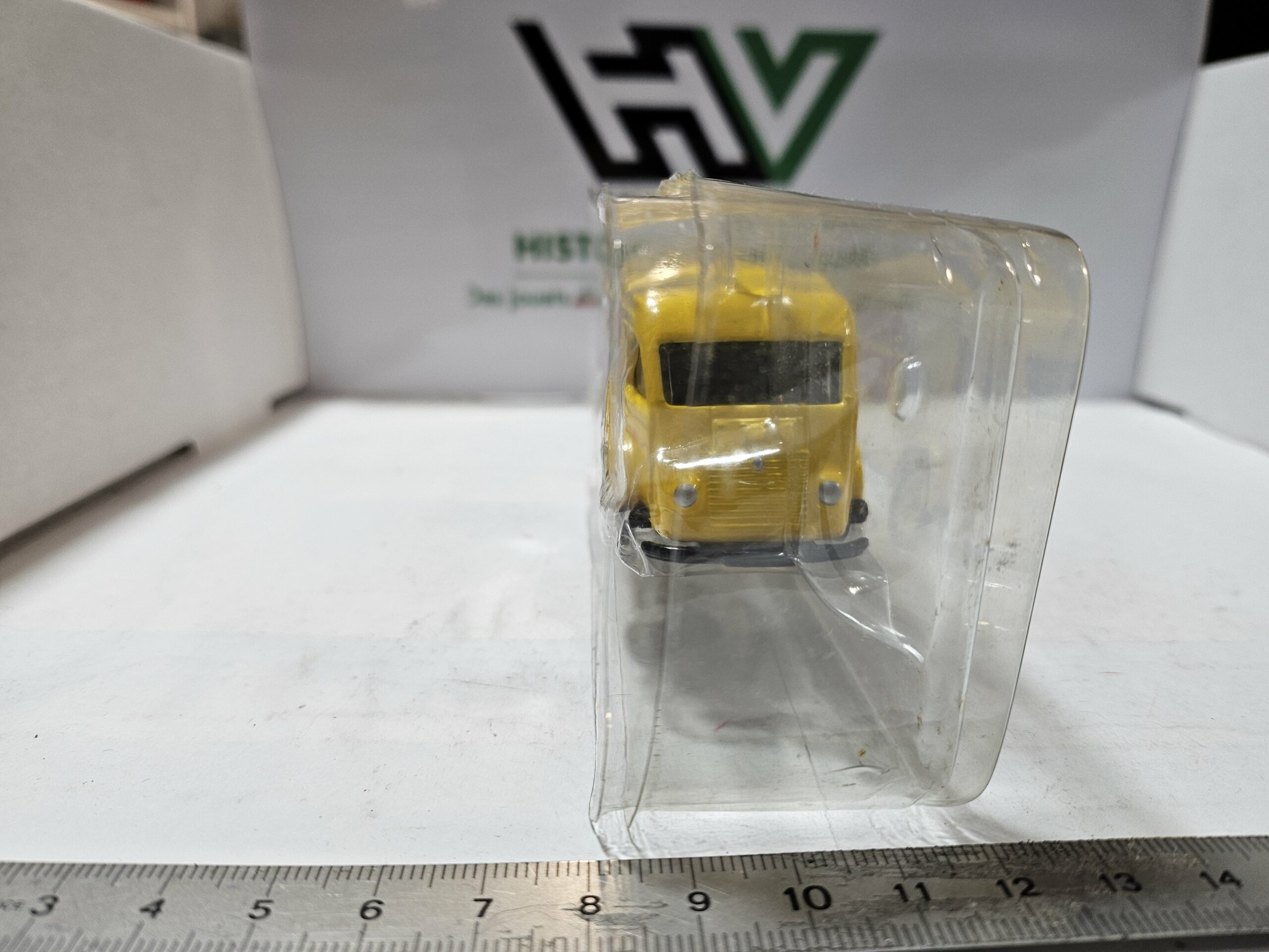 Miniature Lledo Days Gone - Renault 1000 kg "Automobiles Renault" - 1/50 – Image 3