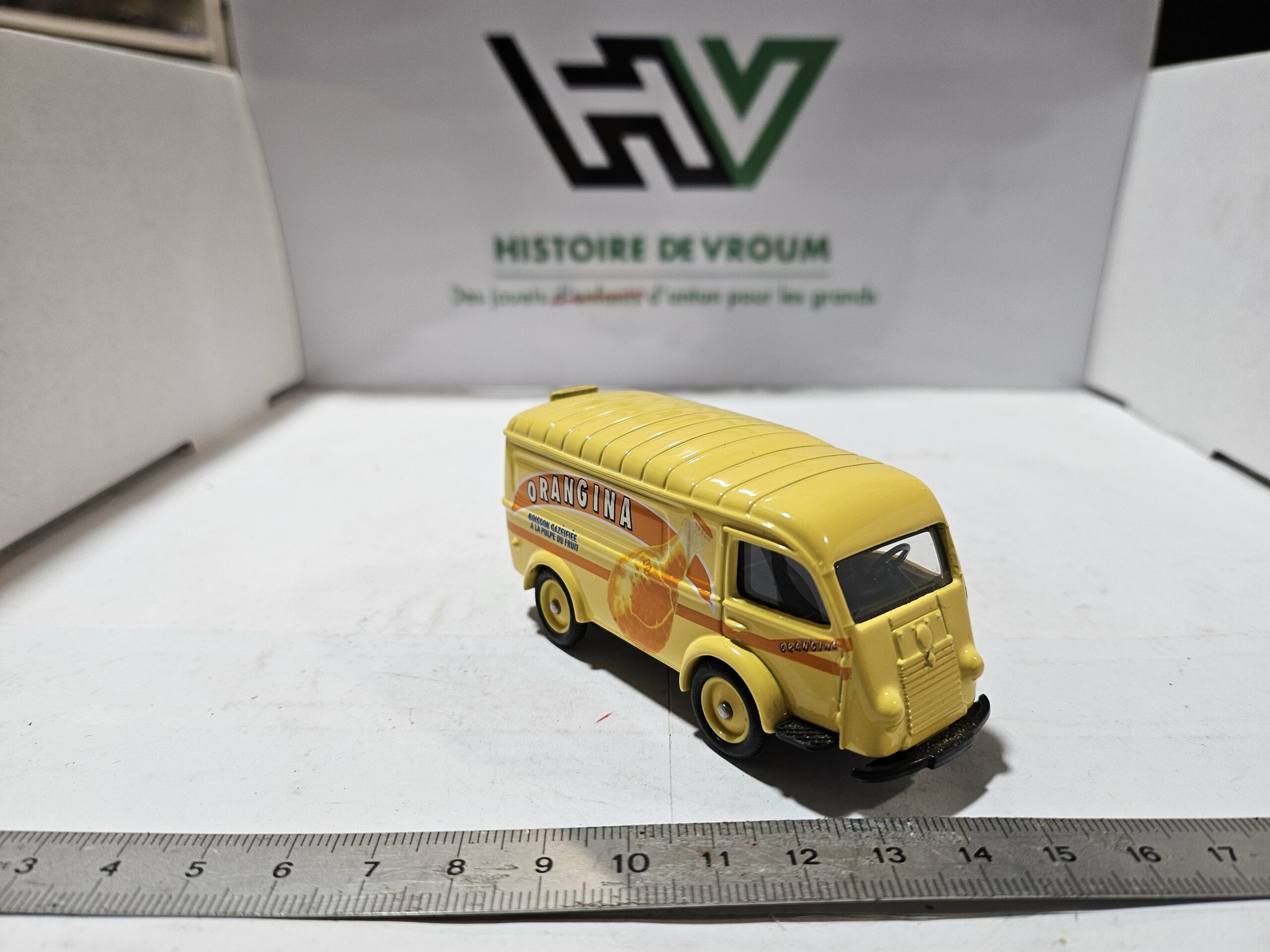 Miniature Renault 1000 kg "Orangina" - Corgi - Échelle 1/55 - Neuf en boîte – Image 5