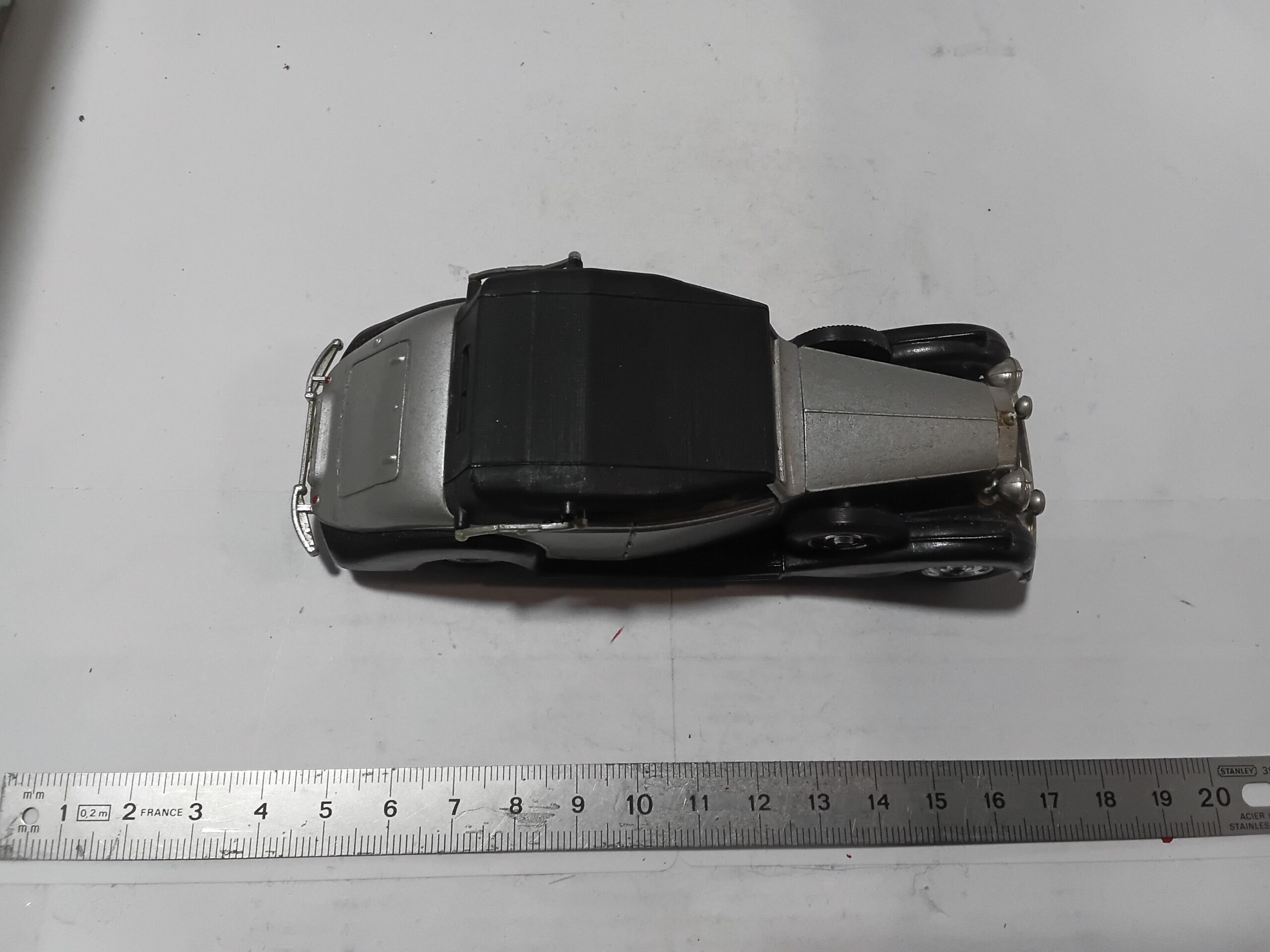 Rolls Royce Phantom 3 1939 1/43 Grise Solido – Image 7