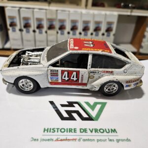 Bburago 1/24 - Alfa Romeo Alfetta GTV Corsa - Made in Italy - À restaurer
