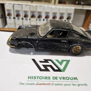 Épave Porsche 911 Bburago 1/24 - Pour pièces ou Diorama - Made in Italy