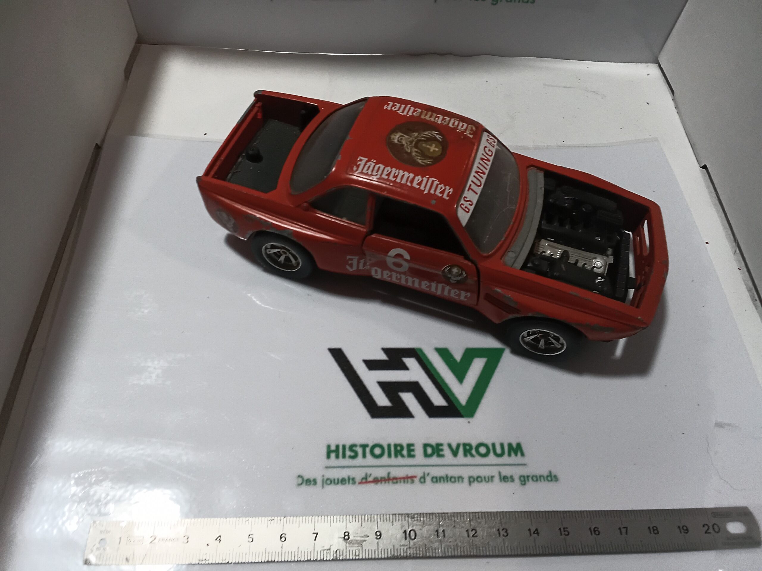 Rare BMW 3.0 CS - Bburago 1/24 - Made in Italy - À Restaurer Orange – Image 6