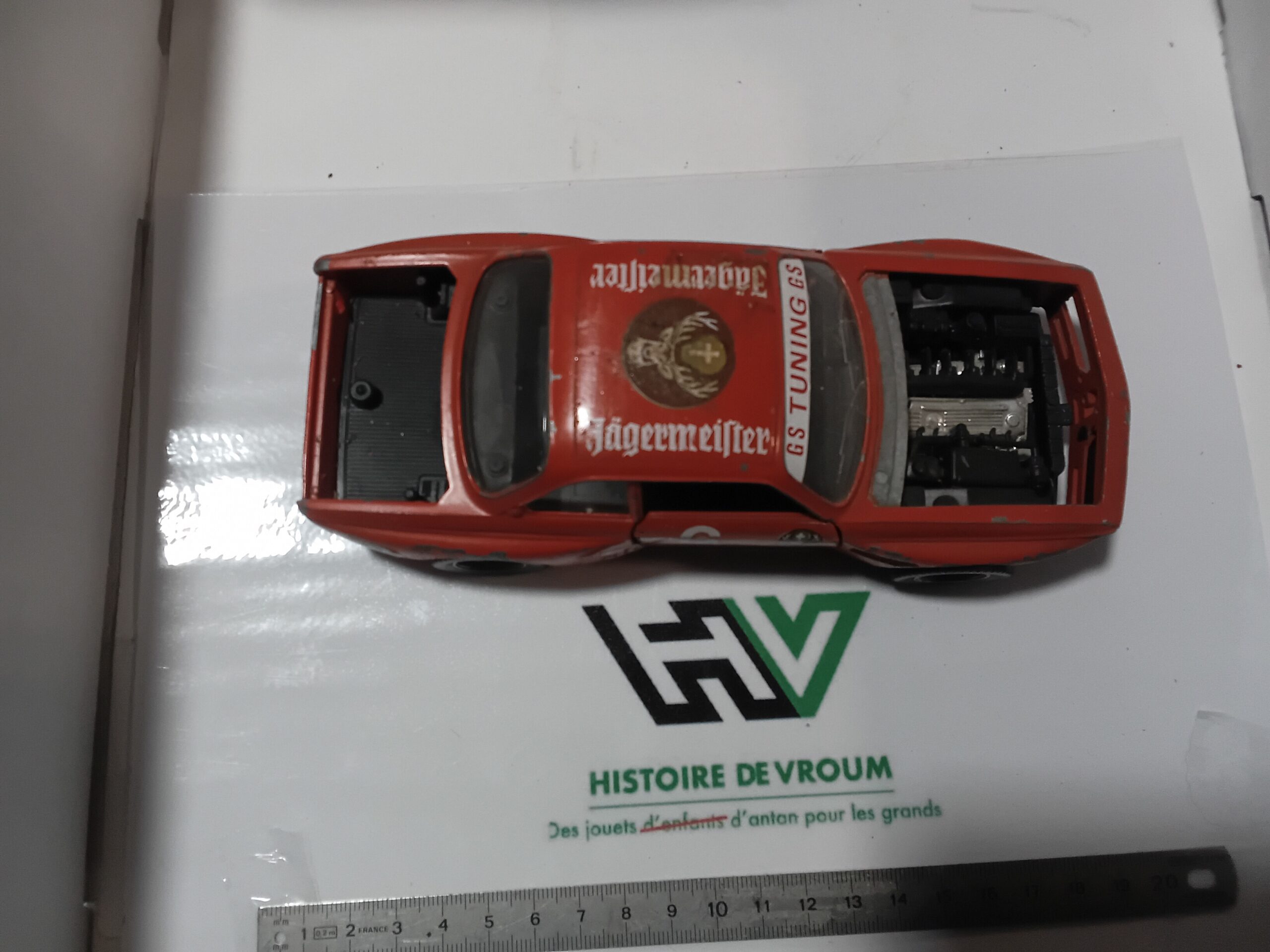 Rare BMW 3.0 CS - Bburago 1/24 - Made in Italy - À Restaurer Orange – Image 7