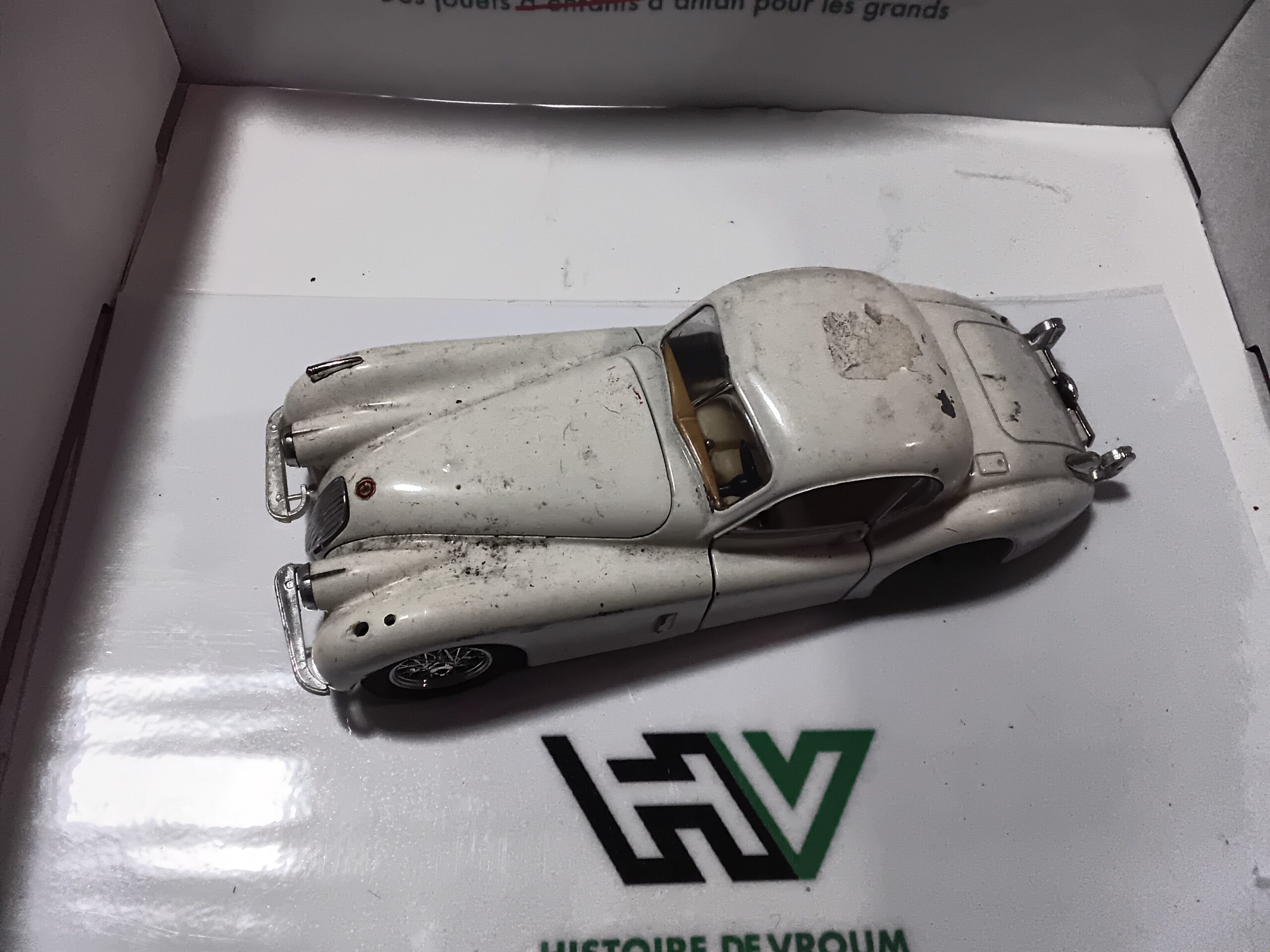 Jaguar XK 120 1948 Burago 1/24 - A Restaurer – Image 2