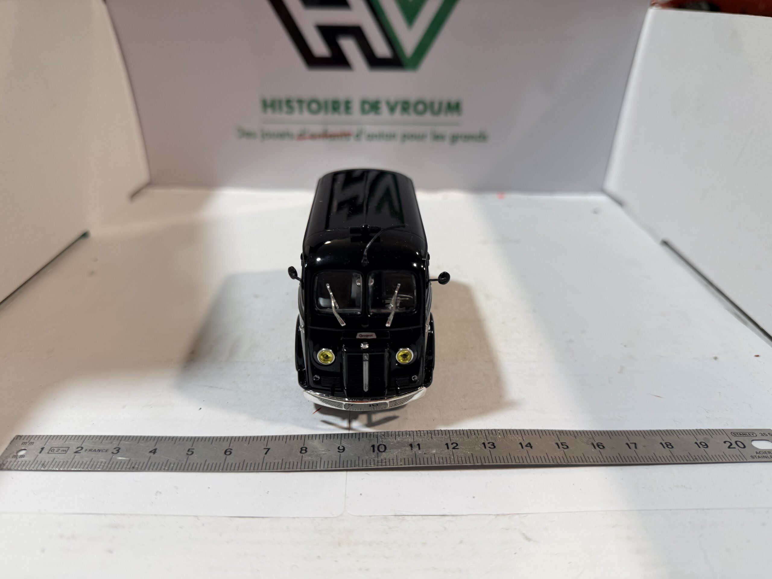 Peugeot D3A Police 1950 Norev 1/43 – Image 6