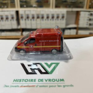 Camion Renault Trafic Pompiers Balisage et Signalisation 1/43