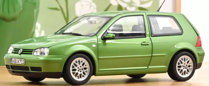 VW Golf GTI 1998 Vert Cosmos métallisé 1/18