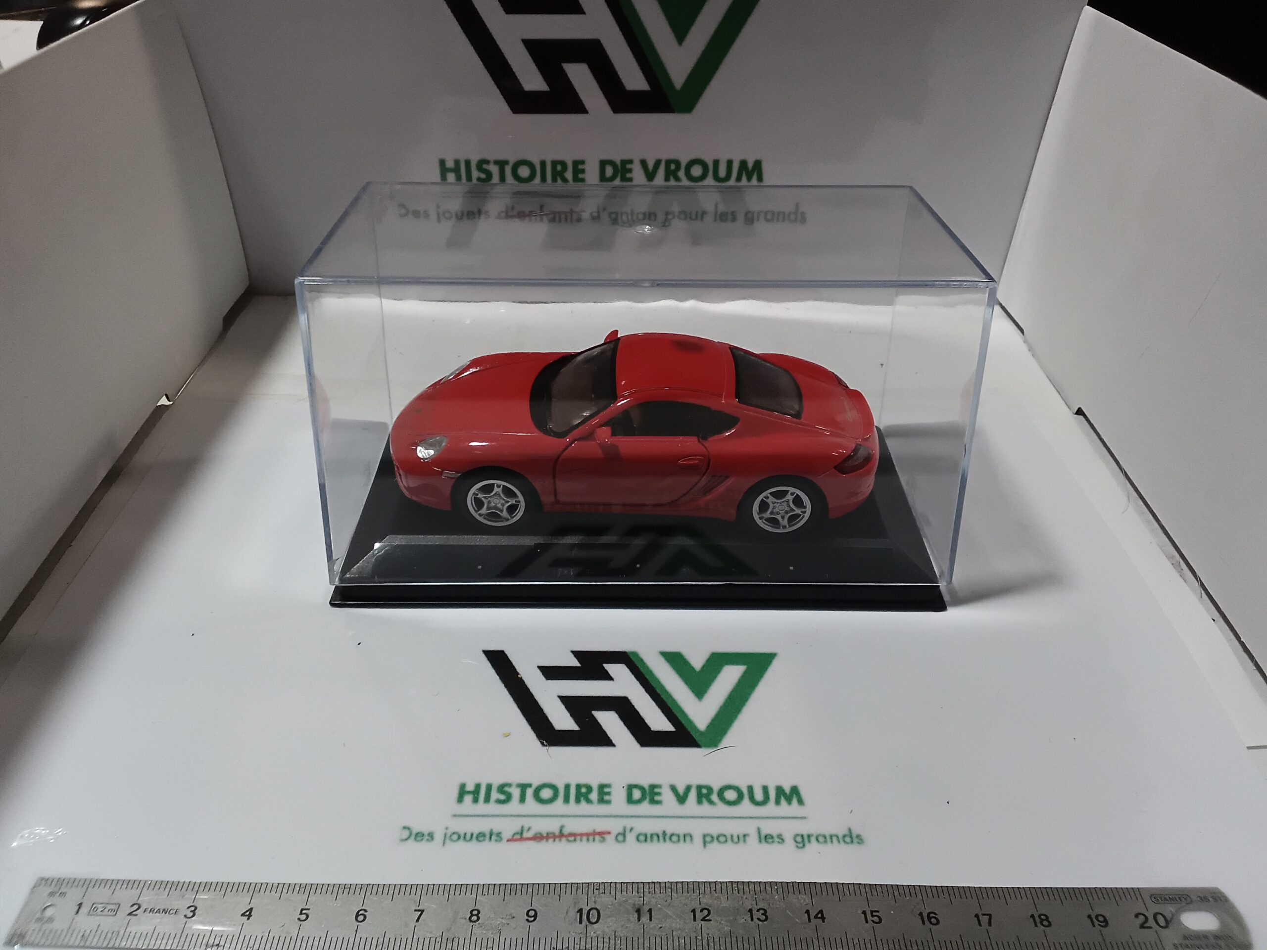 Porsche Cayman S 1/34 Rouge Kinsmart