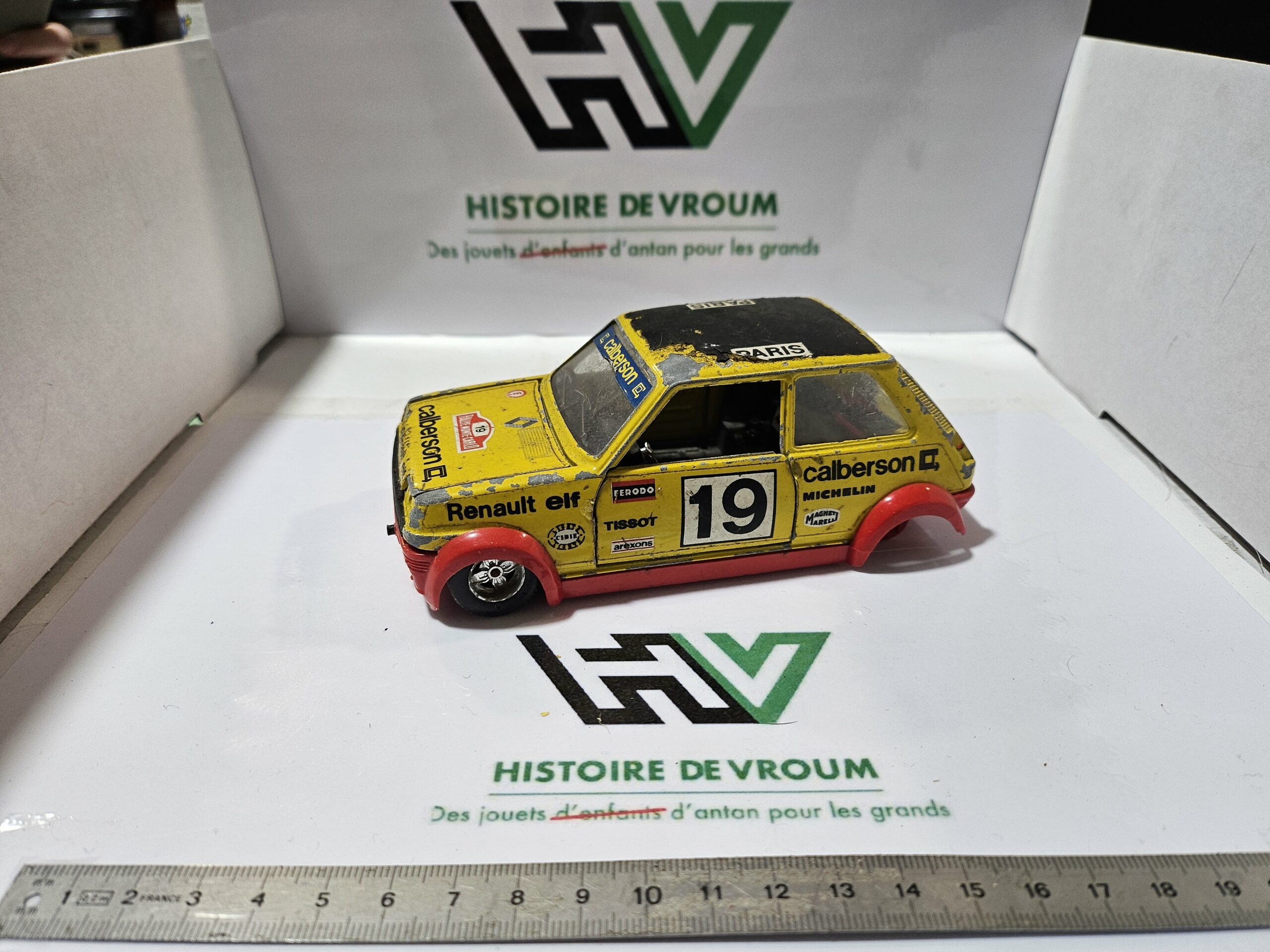 Épave Renault 5 R5 Alpine Calberson 1/24 Bburago - Pour Pièces / Restauration