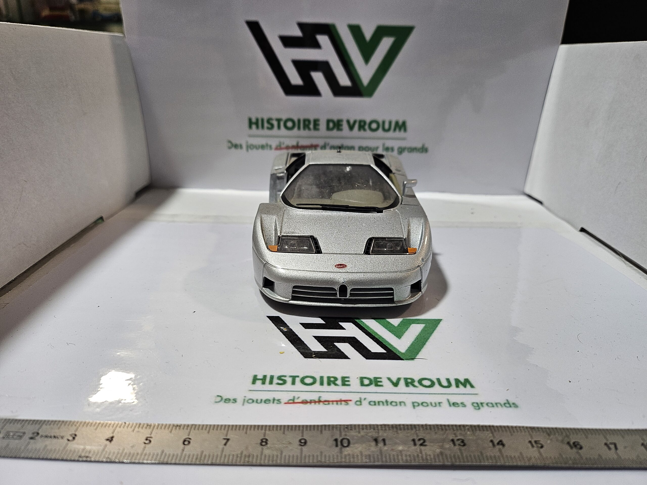Bugatti EB 110 Bburago 1/24 - Made in Italy - À restaurer – Image 3