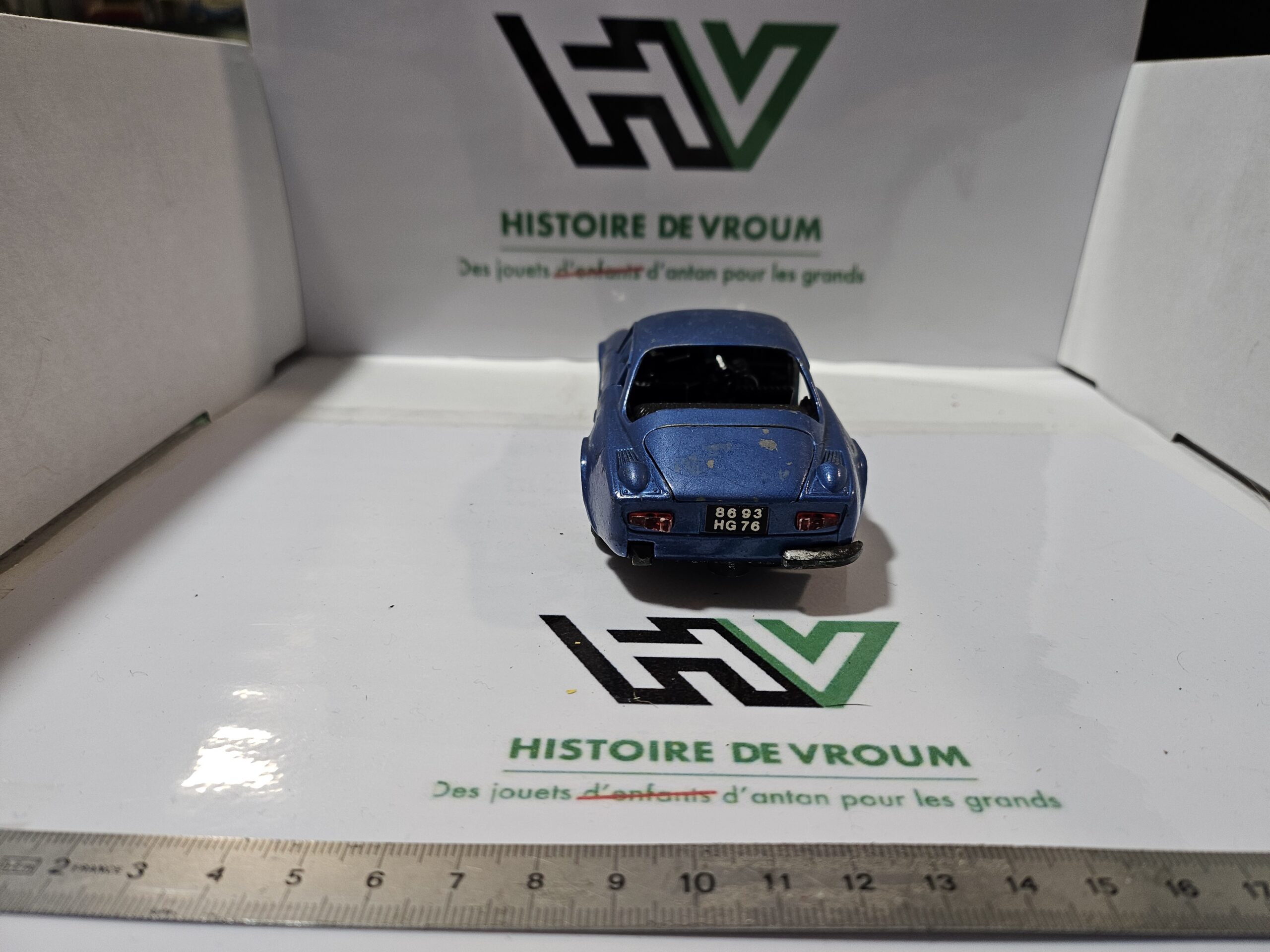 Épave Alpine A110 Polistil 1/25 - POUR PIÈCES (Roues complètes) – Image 6