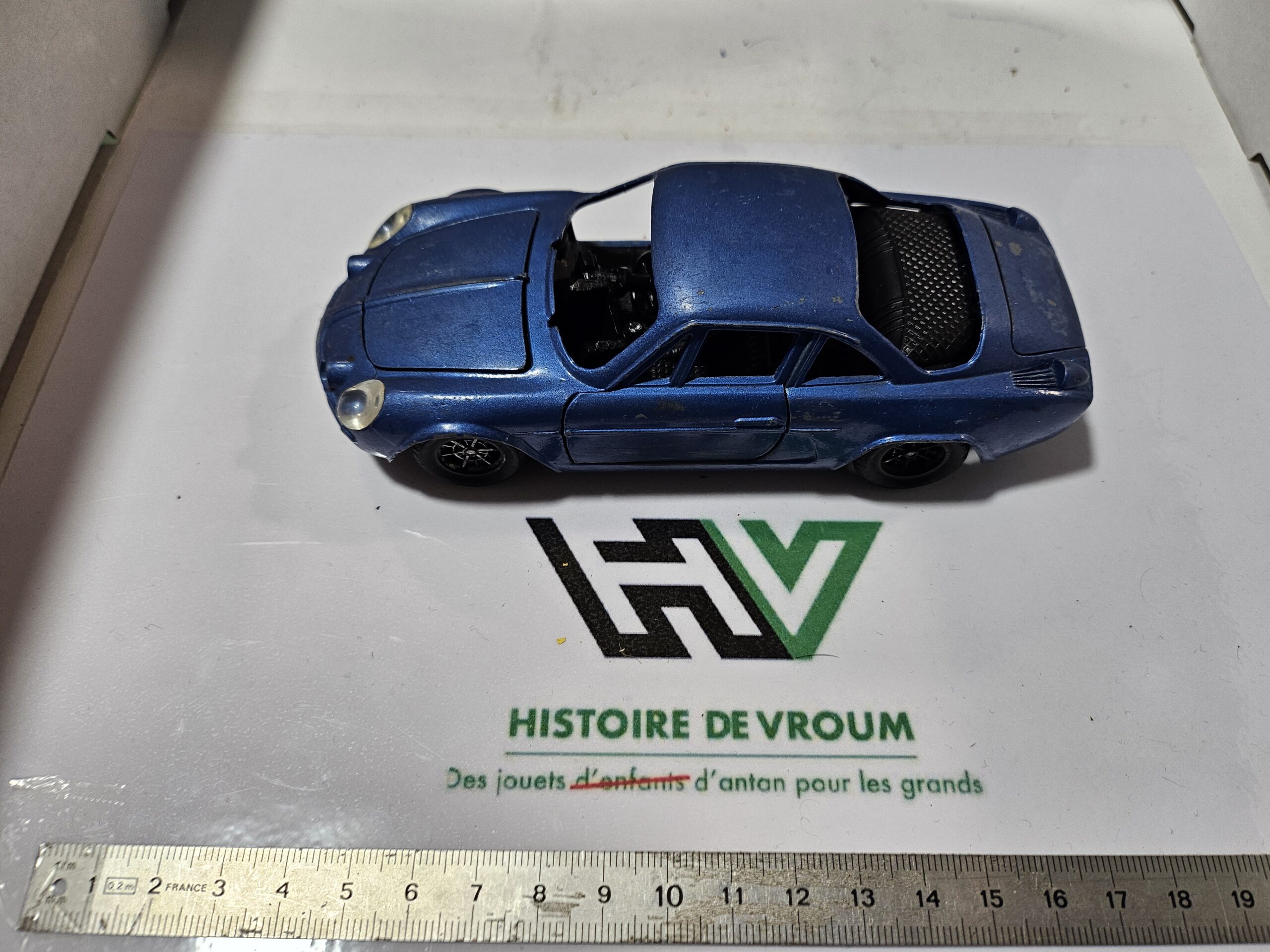 Épave Alpine A110 Polistil 1/25 - POUR PIÈCES (Roues complètes) – Image 7