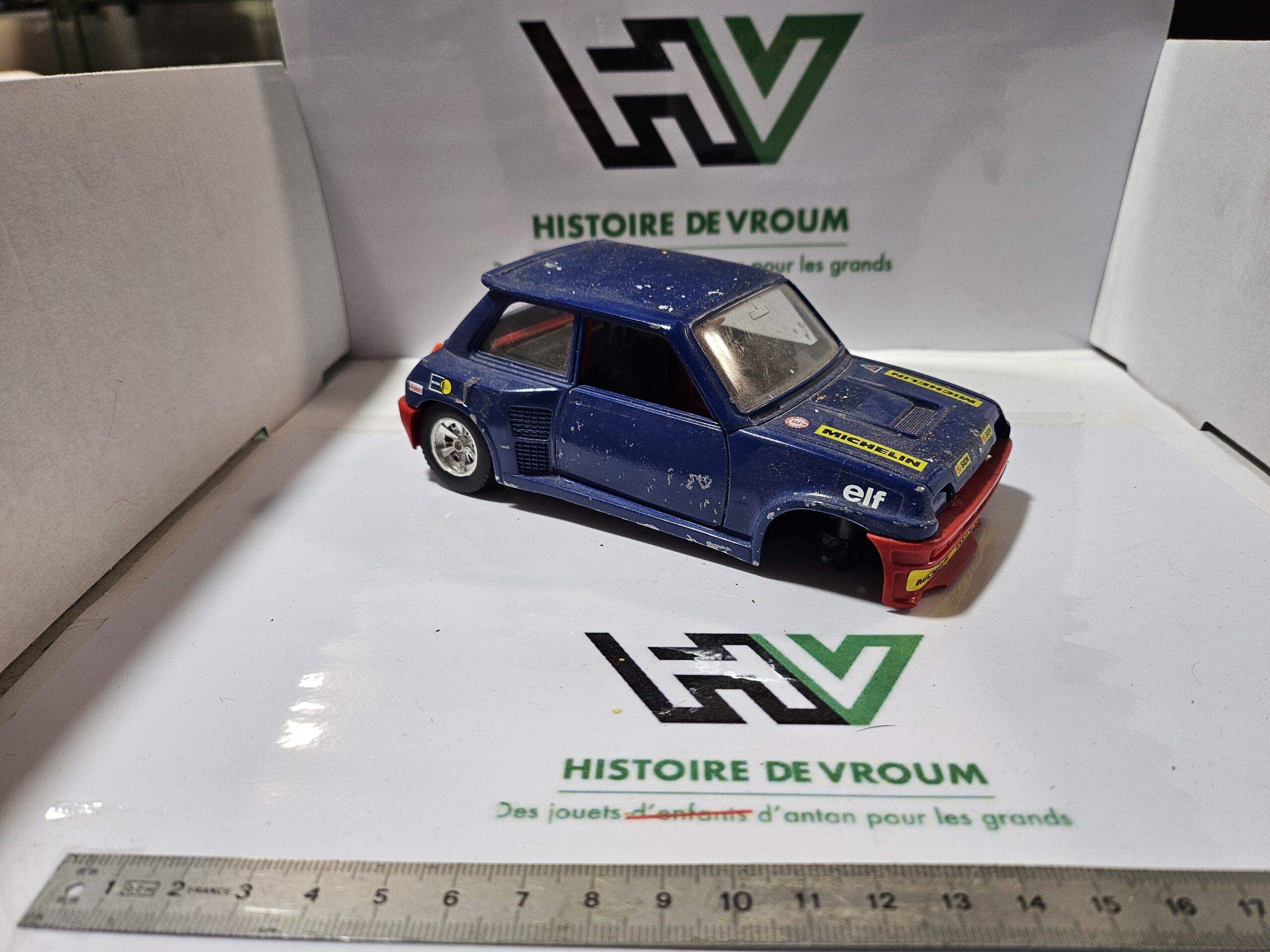 Renault 5 Turbo 1/24 Bburago - Tour de Corse - POUR PIÈCES / RESTAURATION – Image 6