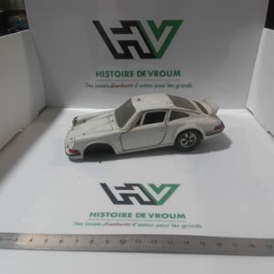 Porsche Carrera 911 Polistil S22 1/76 Blanche - Epave A Restaurer