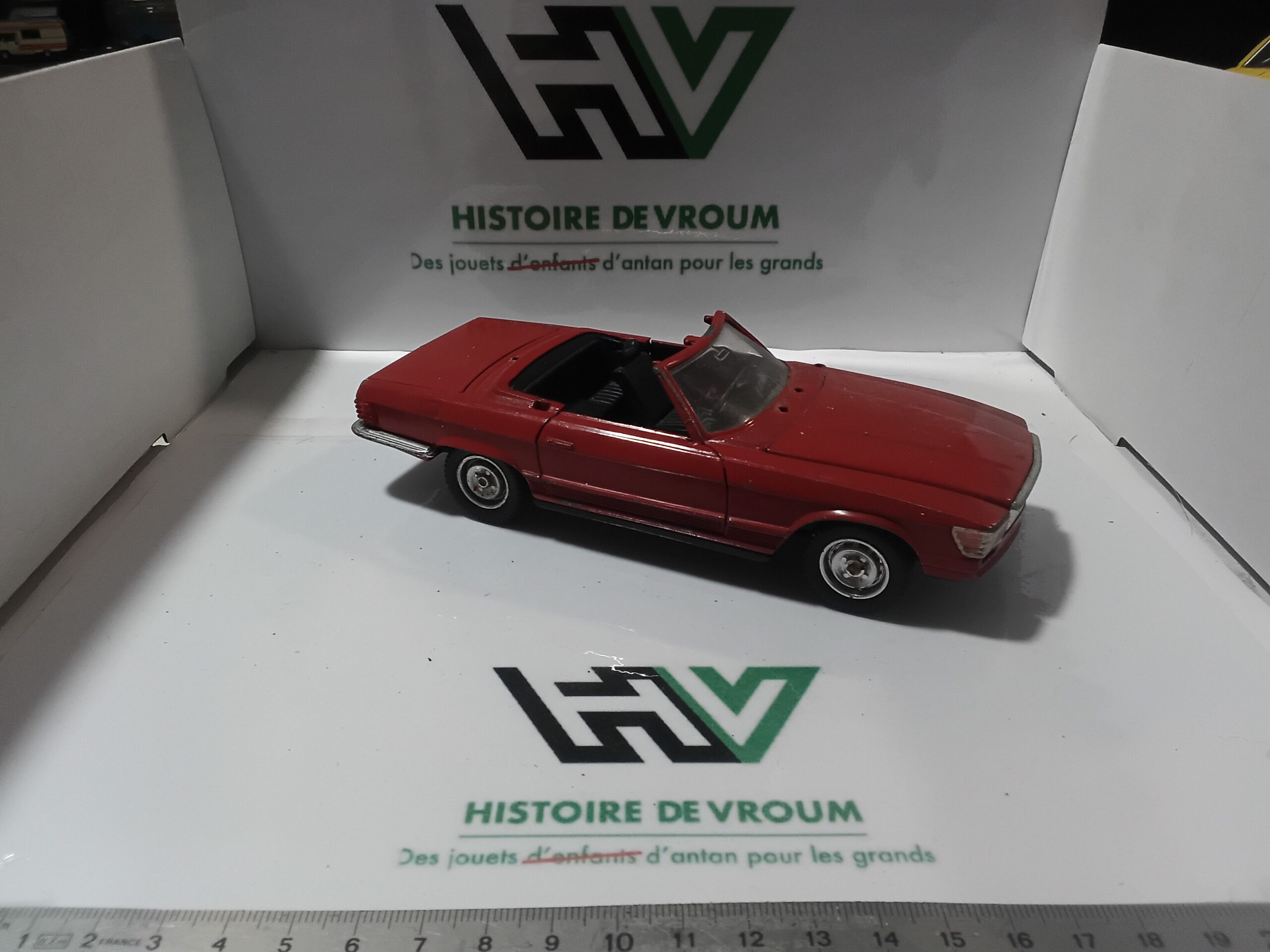 Mercedes Benz 450SL Polistil S86 1/25 Rouge - A Restaurer – Image 4