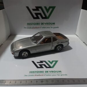 Porsche 924 1/24 Mebetoys Gris - A Restaurer