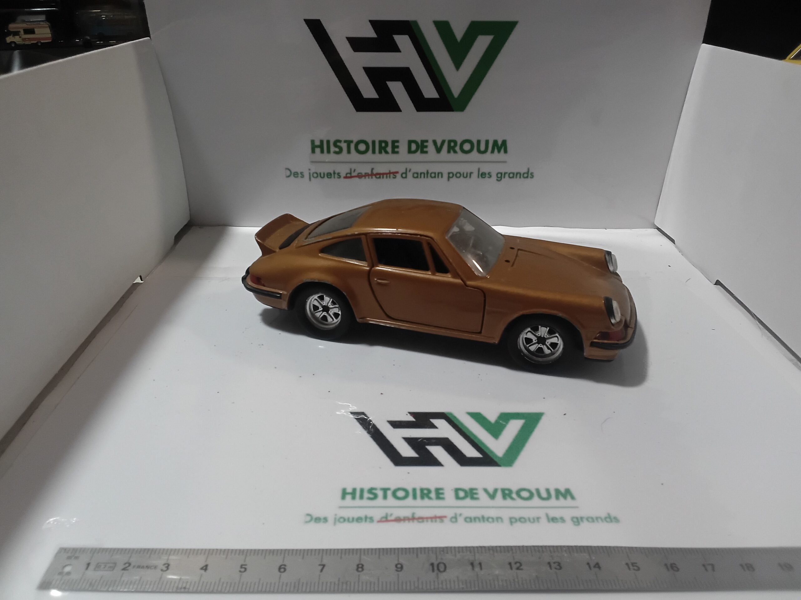 Porsche Carrera RS Polistil S22 1/25 Doré - A Restaurer – Image 4