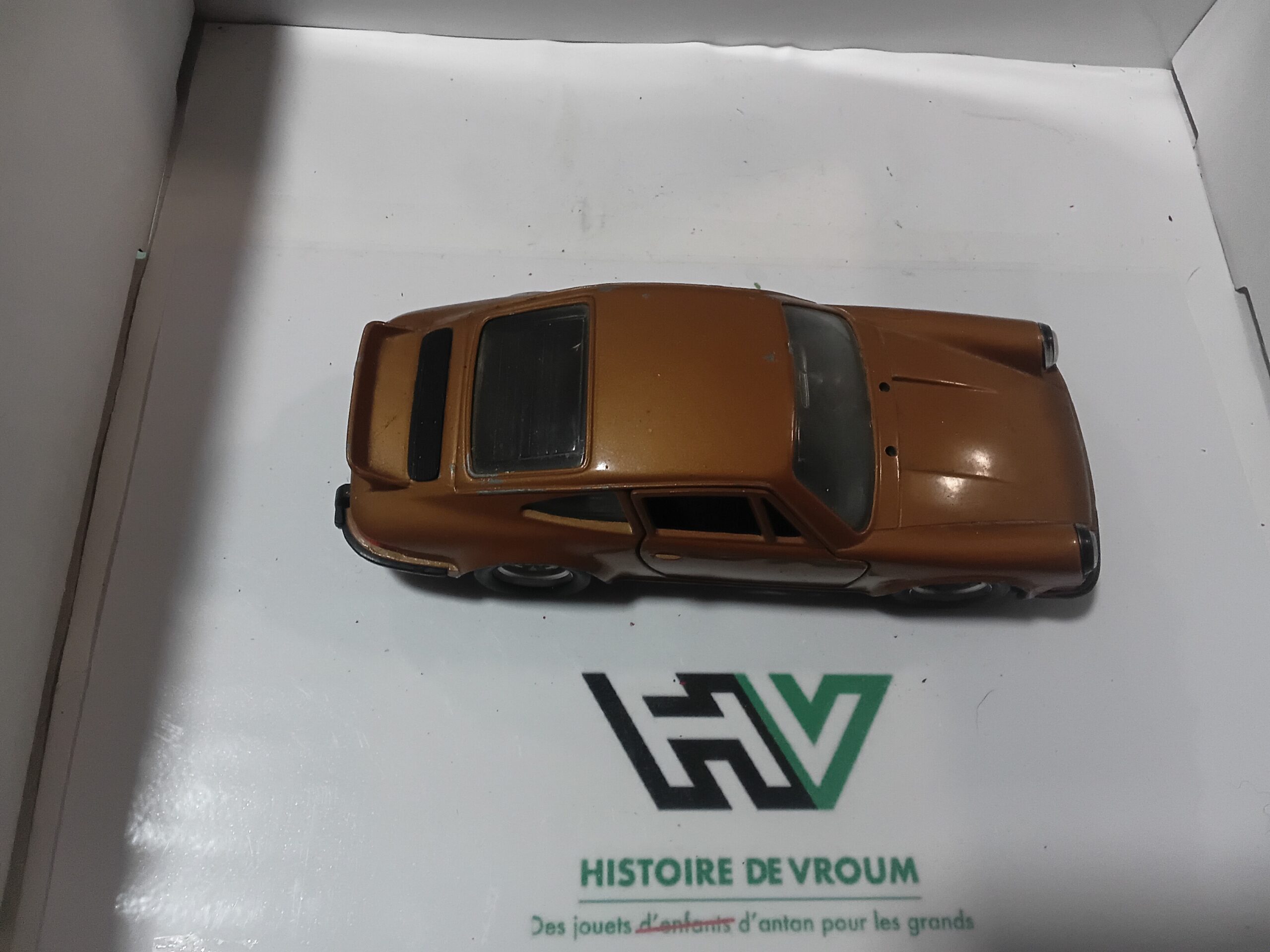 Porsche Carrera RS Polistil S22 1/25 Doré - A Restaurer – Image 5