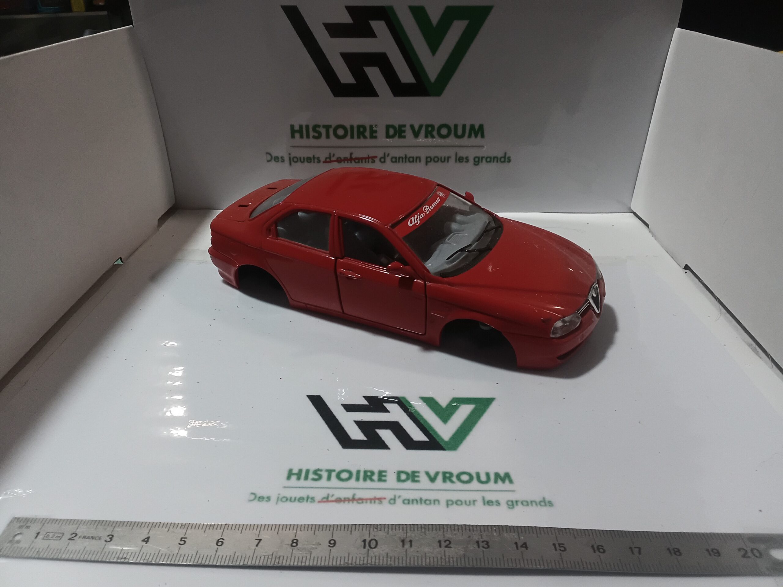 Alfa Romeo 156 Burago - 1/24 Made In Italy - Rouge - Epave A Restaurer – Image 2