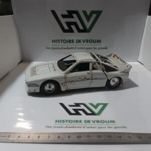 Lancia Rally 037 Burago - 1/24 Made In Italy - Blanc "Martini" - Epave A Restaurer