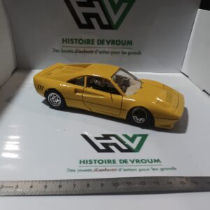 Ferrari GTO 1984 Burago - 1/24 Made In Italy - Jaune - A Restaurer (pièces fournis)