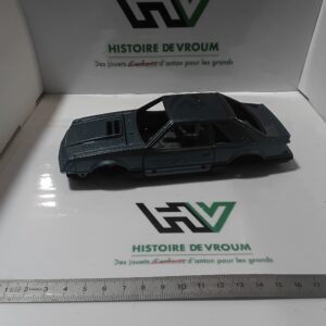 Ford Mustang Burago 1/24 Bleu - Epave A restaurer