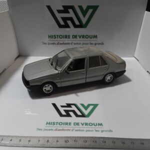 Fiat Croma Série 1 Polistil 1/24 - Grise - A Restaurer