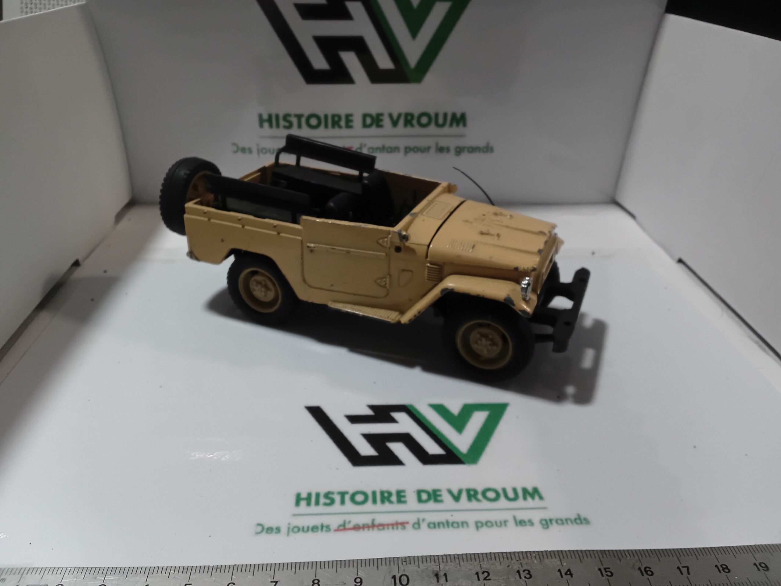 Toyota Land Cruiser Polistil 1/24 – Image 2