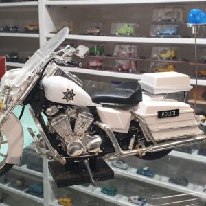 Moto Miniature 1/9 Honda 1100 Shadow - Version Police US - Guiloy