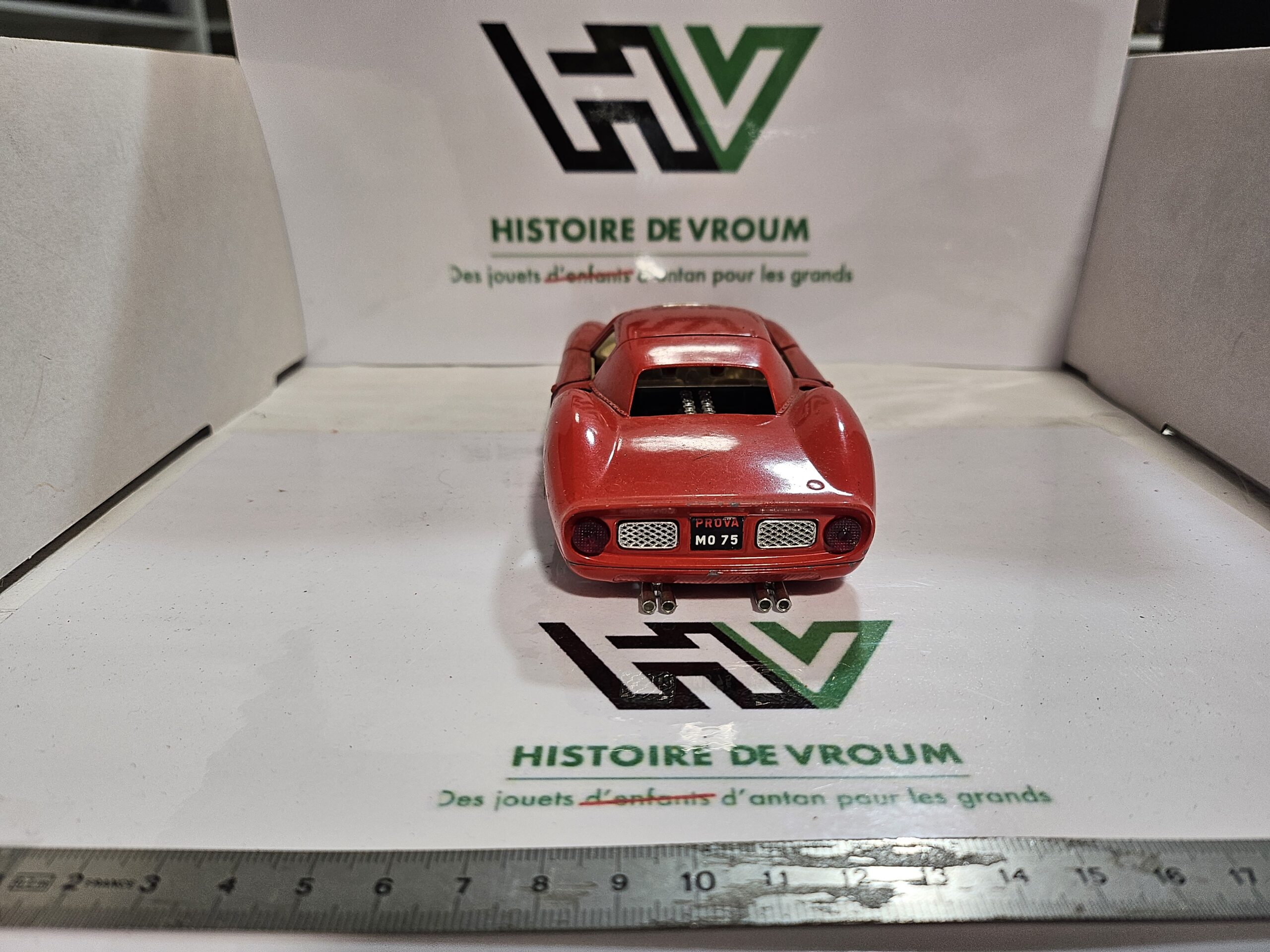 Ferrari 250 LM - Burago 1/24 - Made in Italy - ÉPAVE / PIÈCES – Image 3