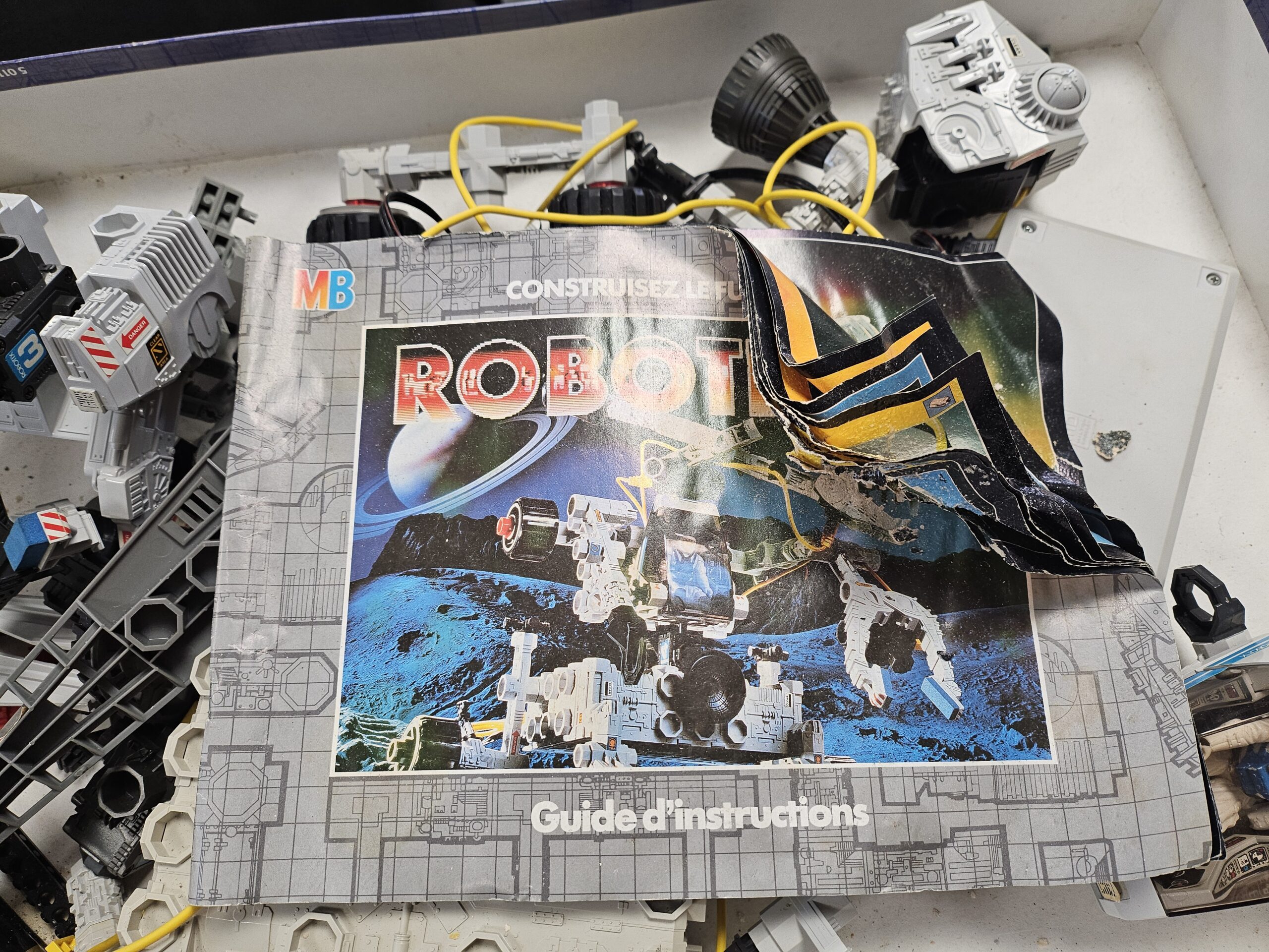 Rare Robotix R4000 Série ARGUS - MB (Milton Bradley) Vintage 1984 – Image 6